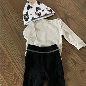Newborn adorable outfit